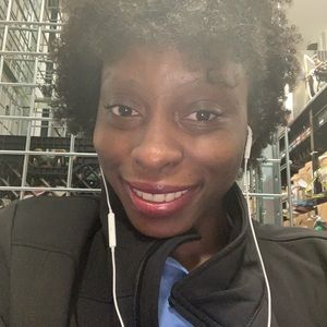 Meet your Posher, Sade